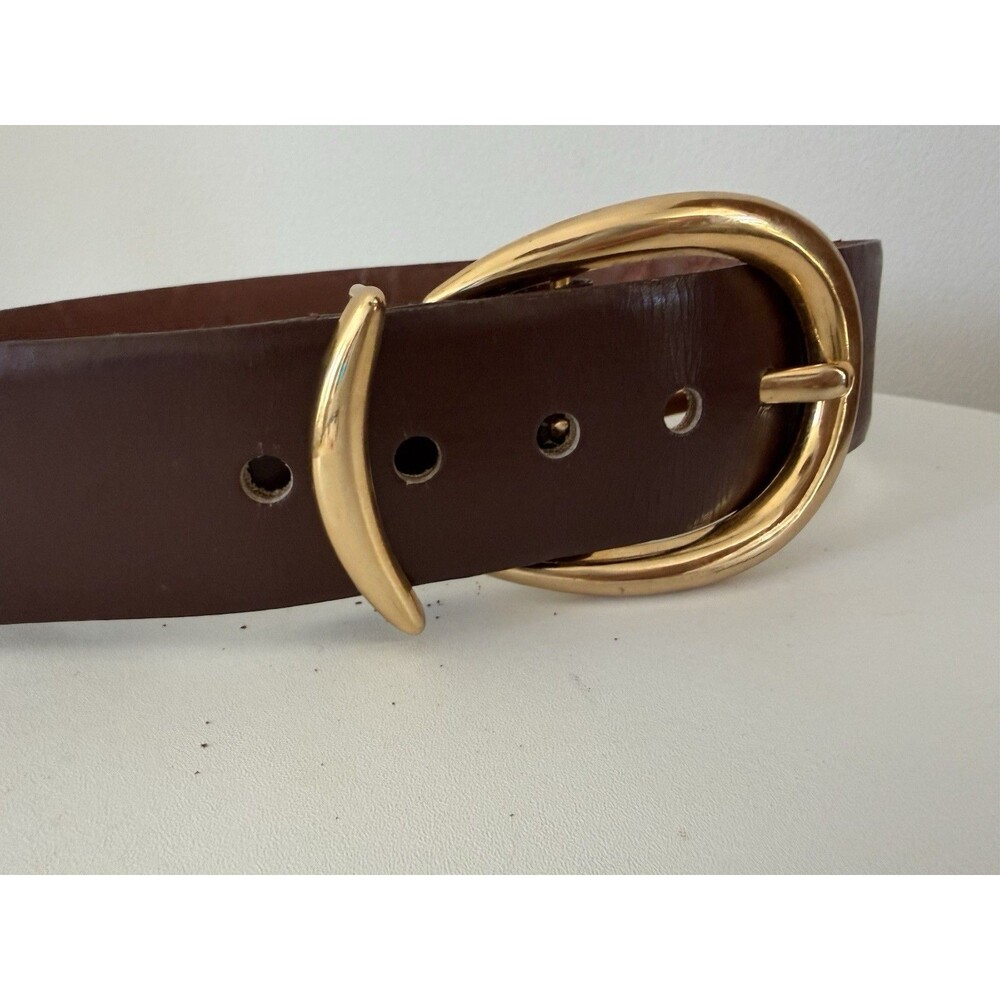 Jones New York Women’s Brown Leather Belt Size S Gold Tone Oval Buckle Statement